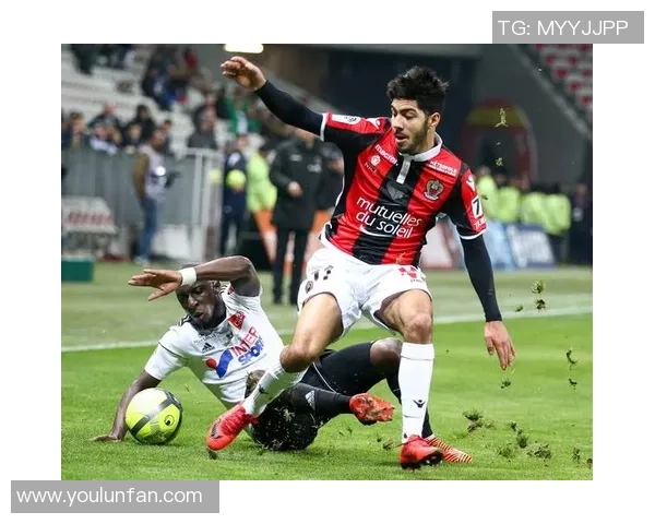 第14场圣埃蒂安对马赛比赛因故延期引发球迷热议与关注 第14场圣埃蒂安对马赛比赛因故延期引发球迷热议与关注